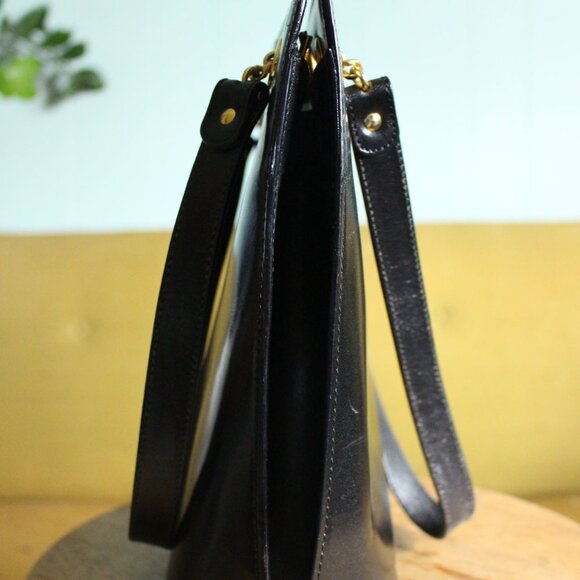 Bally structured black leather bag with gold hardware - Picture 4 of 7